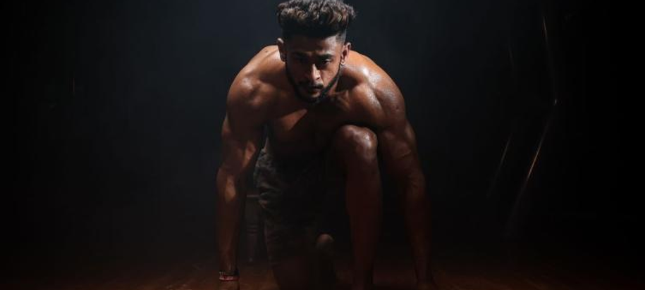 a strong man preparing for the workout